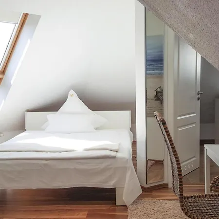 度假居 Large, Comfortable Villa, Private Garden 格里兹鲍
