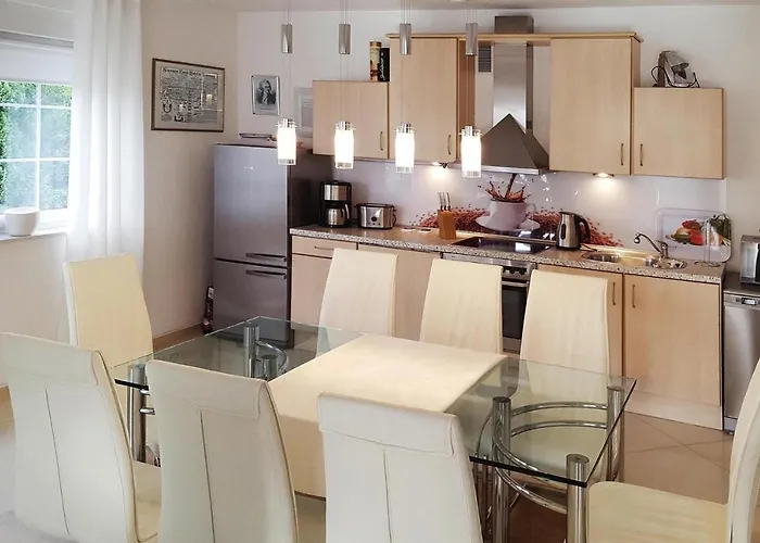 Large, Comfortable Villa, Private Garden Grzybowo (West Pomeranian)