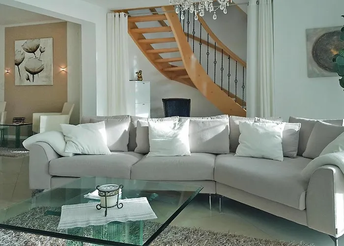 Large, Comfortable Villa, Private Garden