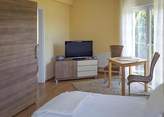 Casa vacanze Large, Comfortable Villa, Private Garden Grzybowo (West Pomeranian)