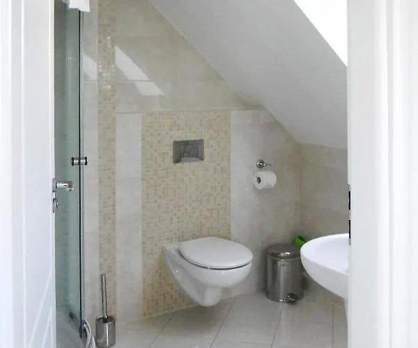 Large, Comfortable Villa, Private Garden Casa vacanze Grzybowo (West Pomeranian)